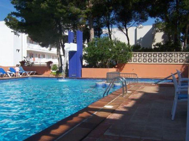 Universal Aparthotel Don Camilo Sant Elm Exterior photo